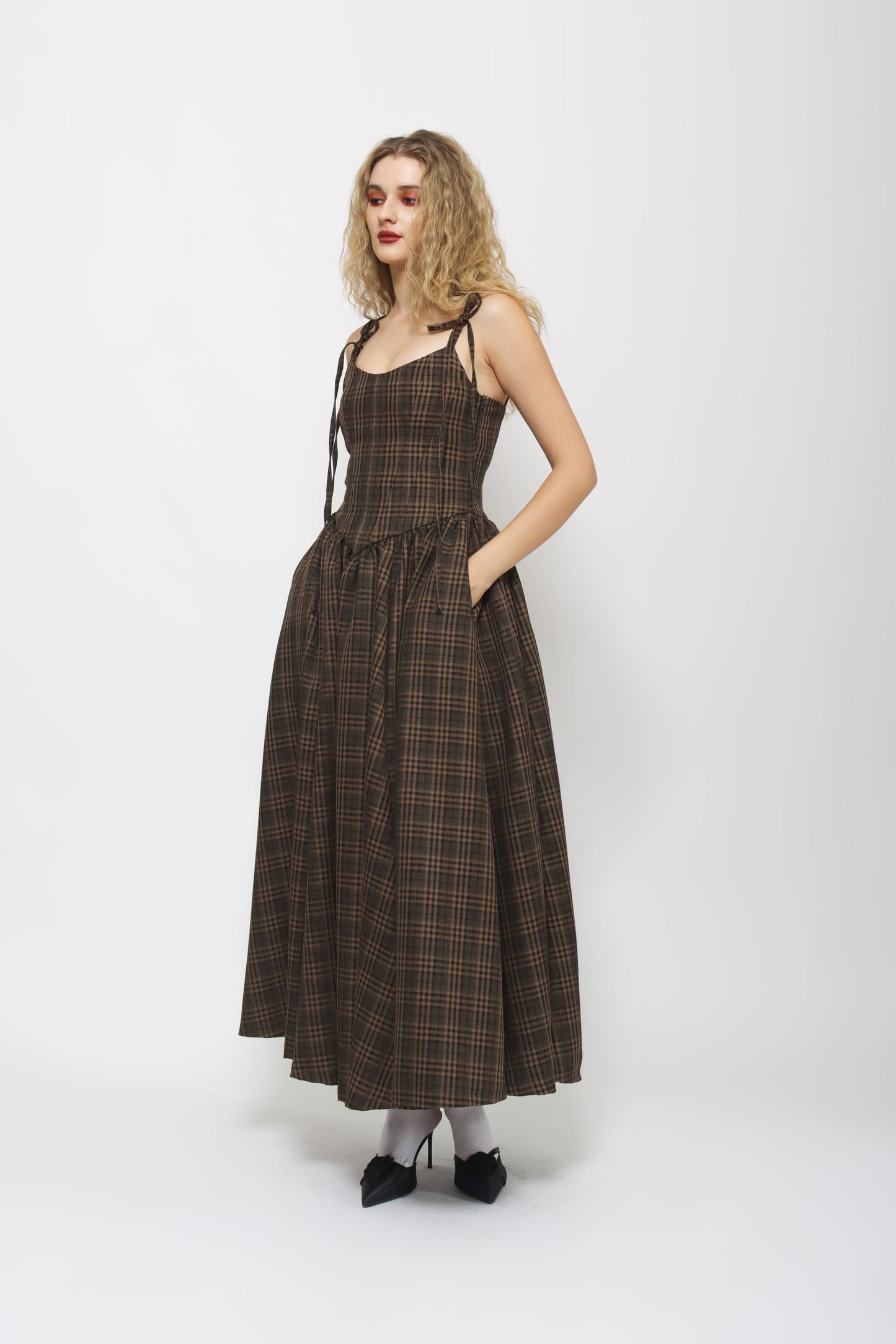 Starry - Vessara Dress in Brown Plaid [PRE-ORDER]