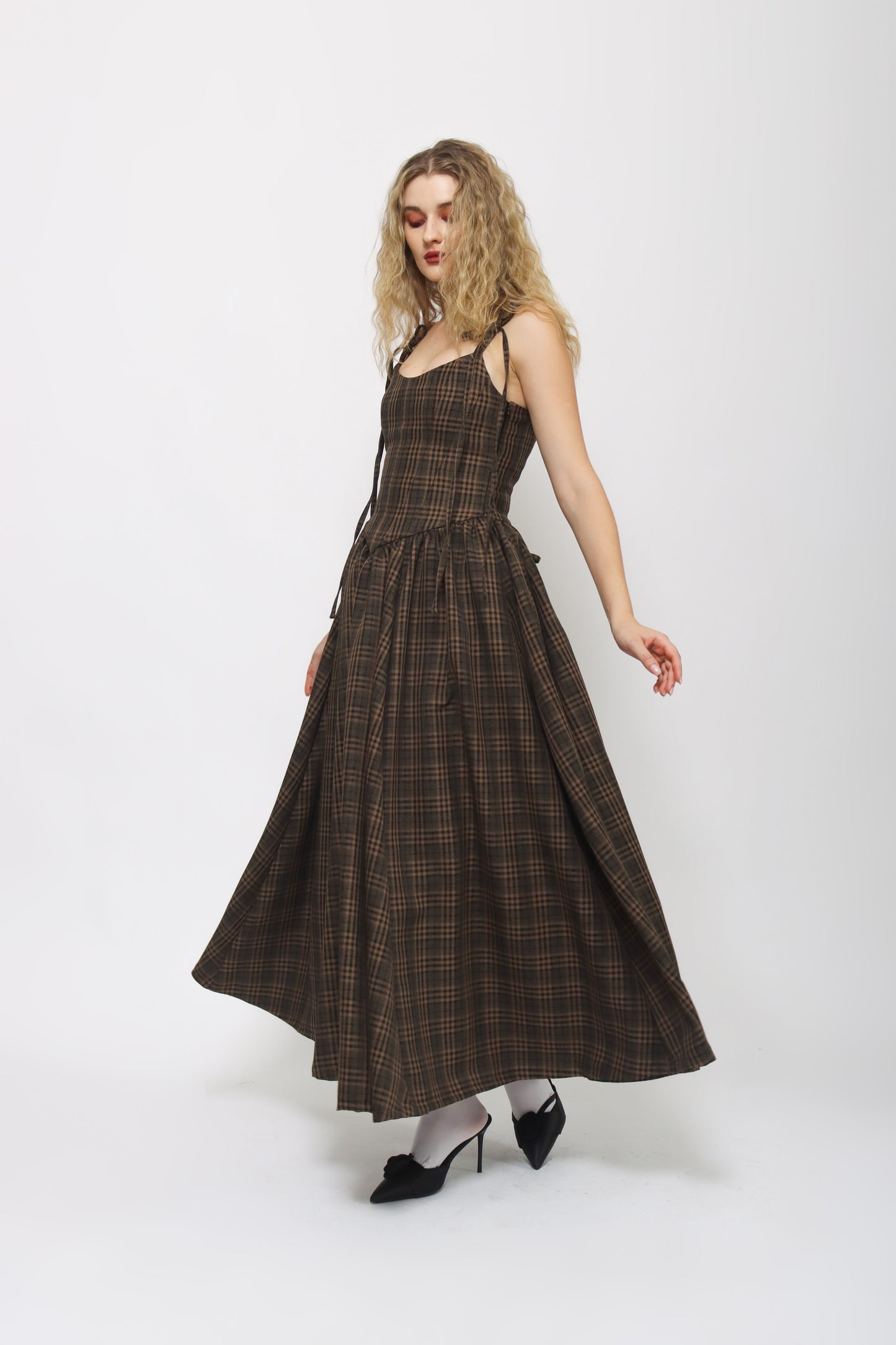 Starry - Vessara Dress in Brown Plaid [PRE-ORDER]