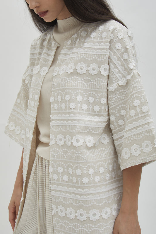Shop At Velvet Cara Lace Outer in Butter