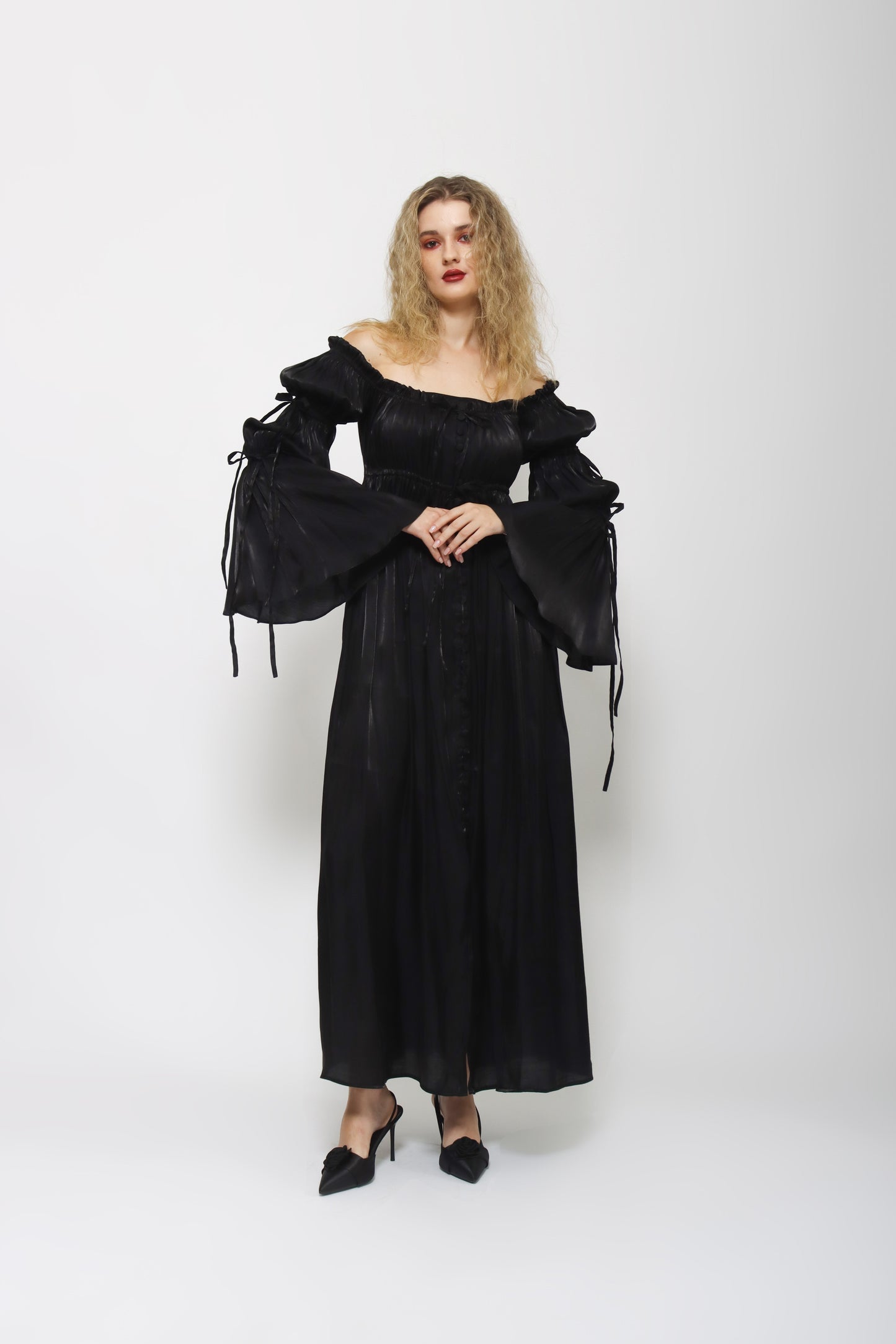 Starry - Lyra Dress in Black [PRE-ORDER]