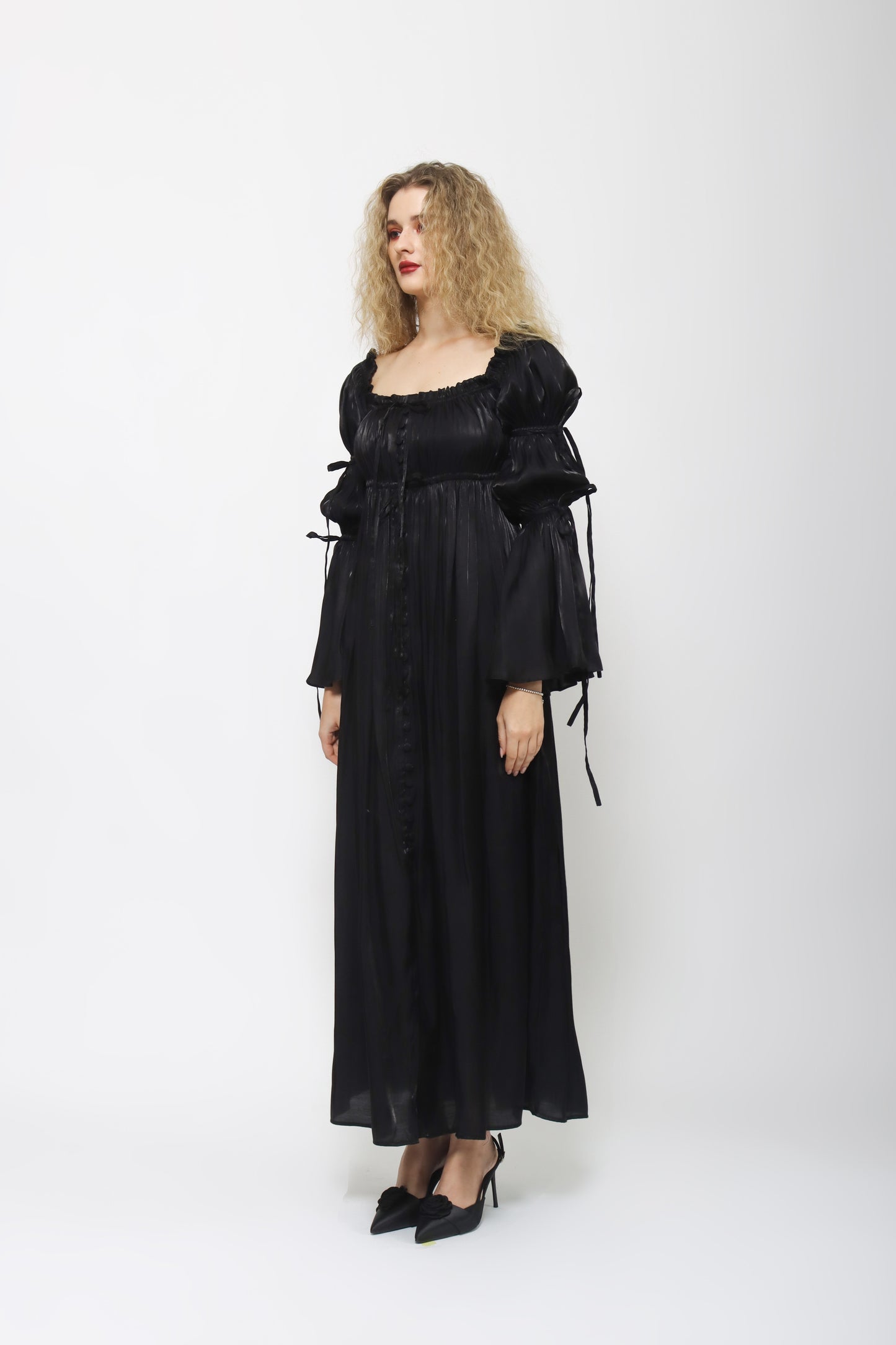 Starry - Lyra Dress in Black [PRE-ORDER]