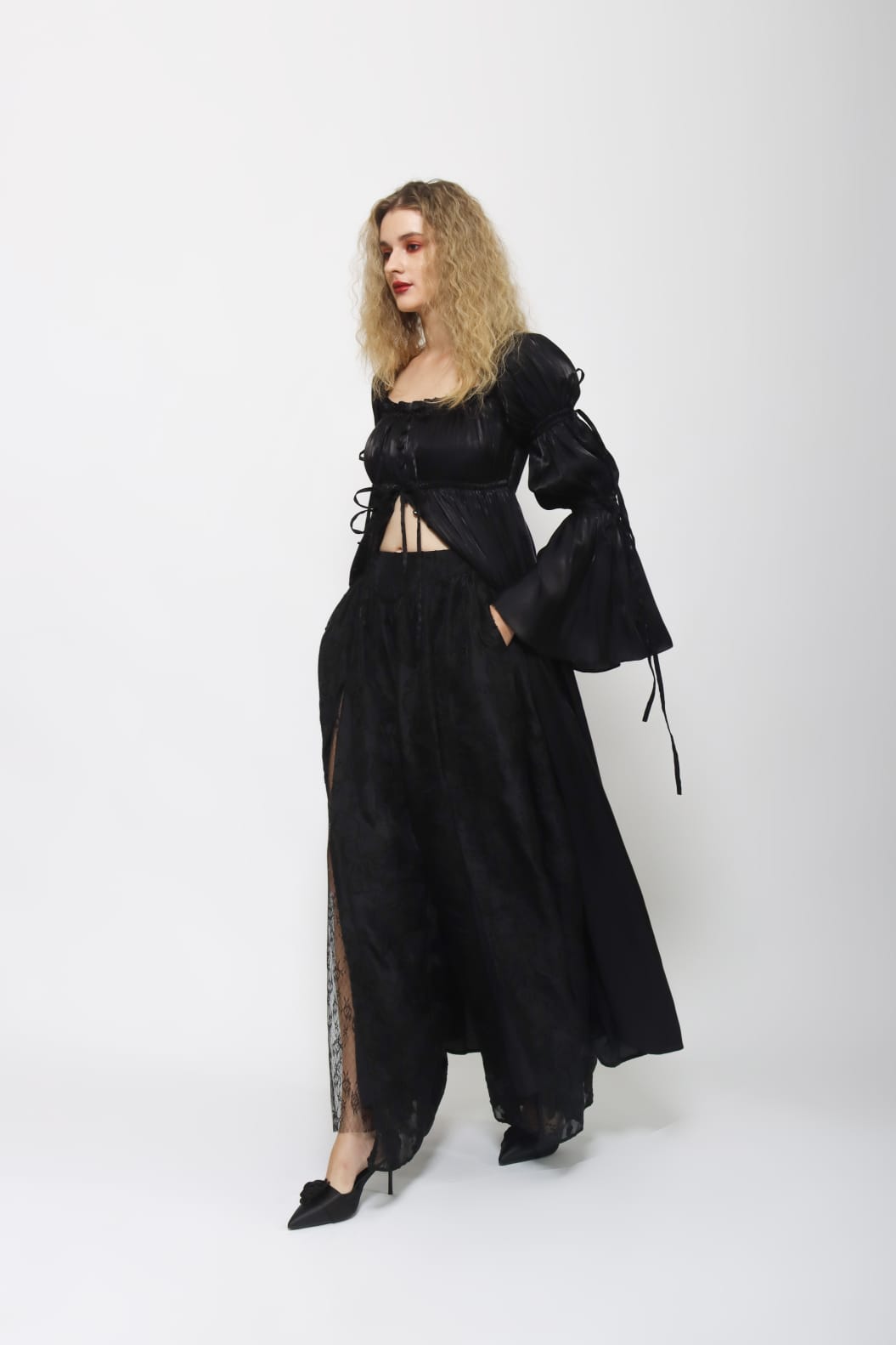 Starry - Rebecca Pants in Black [PRE-ORDER]