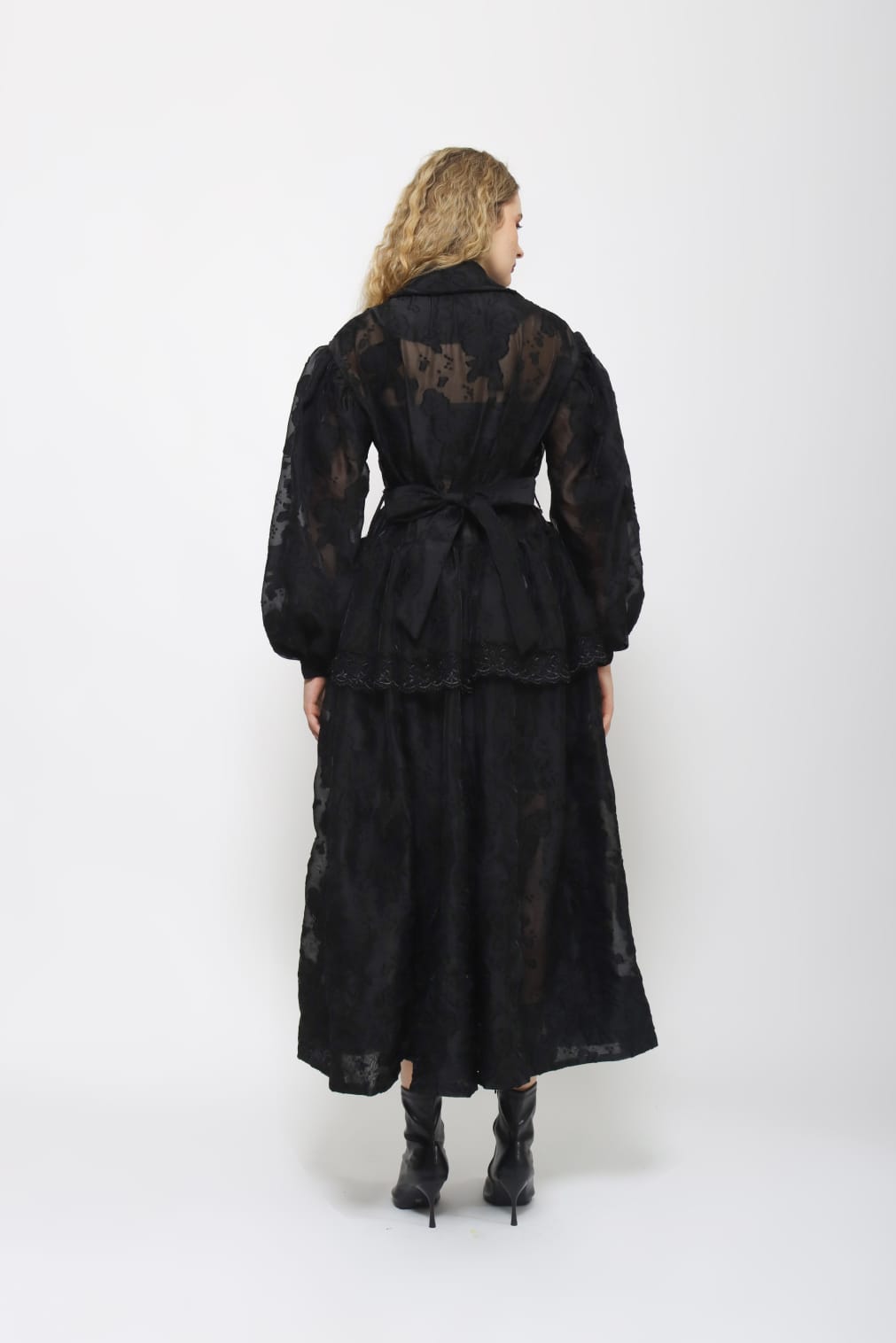 Starry - Dravena Coat in Black [PRE-ORDER]