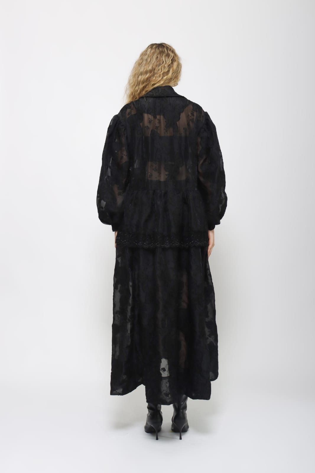 Starry - Dravena Coat in Black [PRE-ORDER]