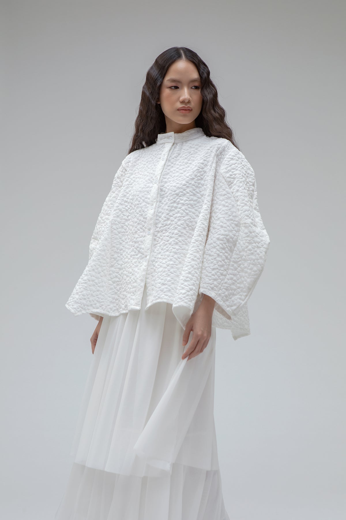 FASHIONLINK - YESTODAY - EMBOSSED BARREL SLEEVES TOP